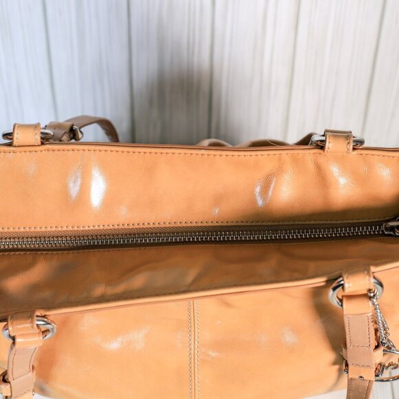 Coach Gallery F13761 Golden Tan Patent Leather Medium Shoulder Bag Turn Locks - Picture 10 of 16